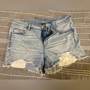 American Eagle Next Level Stretch denim Midi short